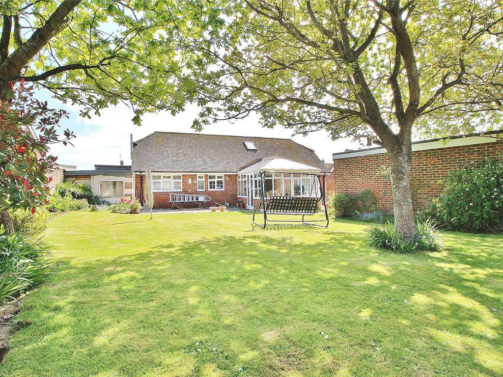 3 bed bungalow for sale in Lime Road, Findon, Worthing BN14, £600,000