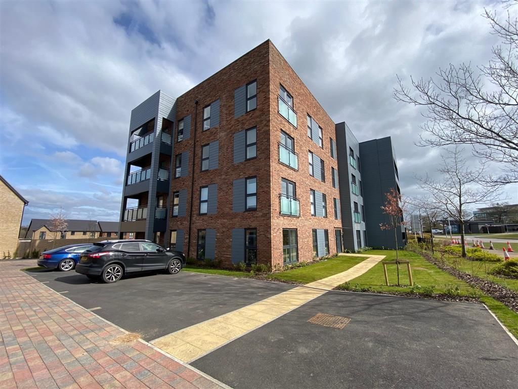 2 bed flat to rent in Elm Road, Shirley, Solihull B90, £1,150 pcm