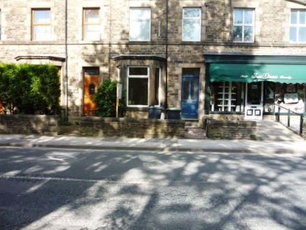 1 bed flat to rent in Dale Road, Buxton SK17, £550 pcm