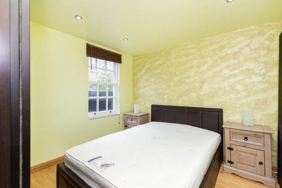 1 bed flat to rent in Chapel Market, London N1, £1,950 pcm