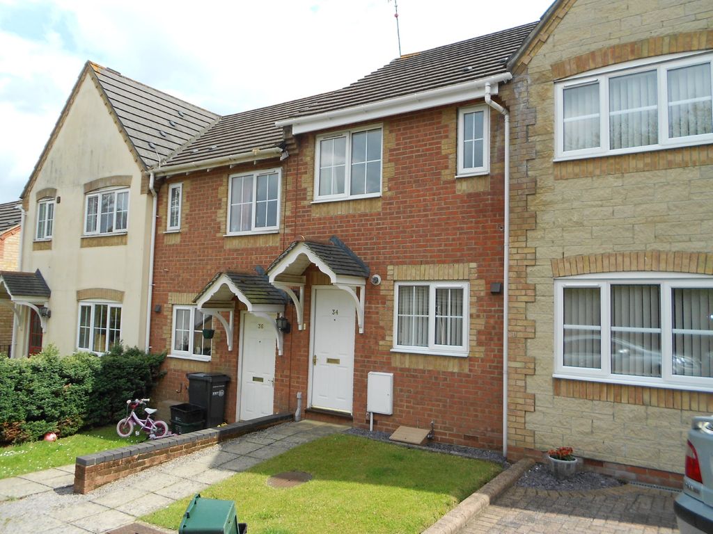 2 bed terraced house to rent in Shelley Close, Yeovil BA21, £875 pcm
