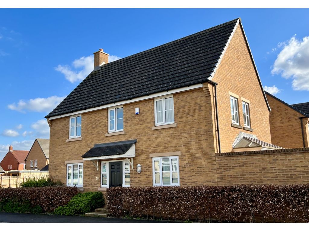 4 bed detached house for sale in Wellow Lane, Bath BA2, £465,000