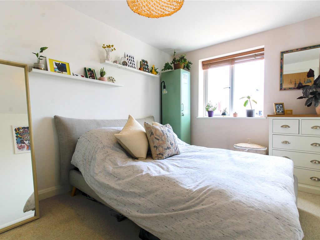 1 bed flat for sale in Wick Road, Bristol BS4, £210,000