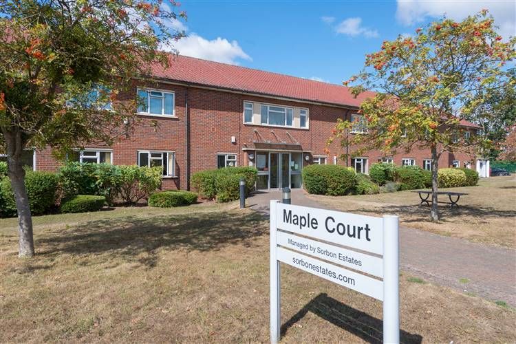 Business park to let in Maple Court (Suite 12), Grove Park, White Waltham, Maidenhead SL6, £2,400 pa