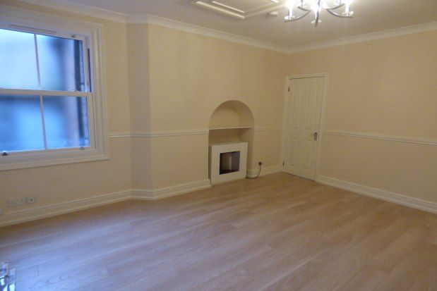 1 bed flat to rent in 6 Church Passage, Bridgwater TA6, £650 pcm