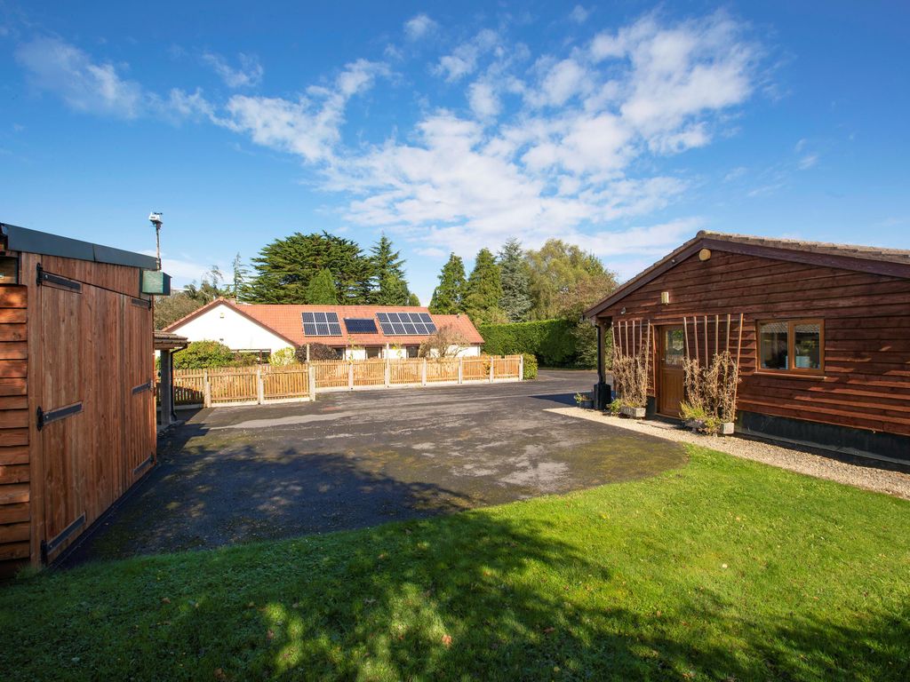 5 bed bungalow for sale in Backwell Hill, Backwell, Bristol, North Somerset BS48, £1,190,000