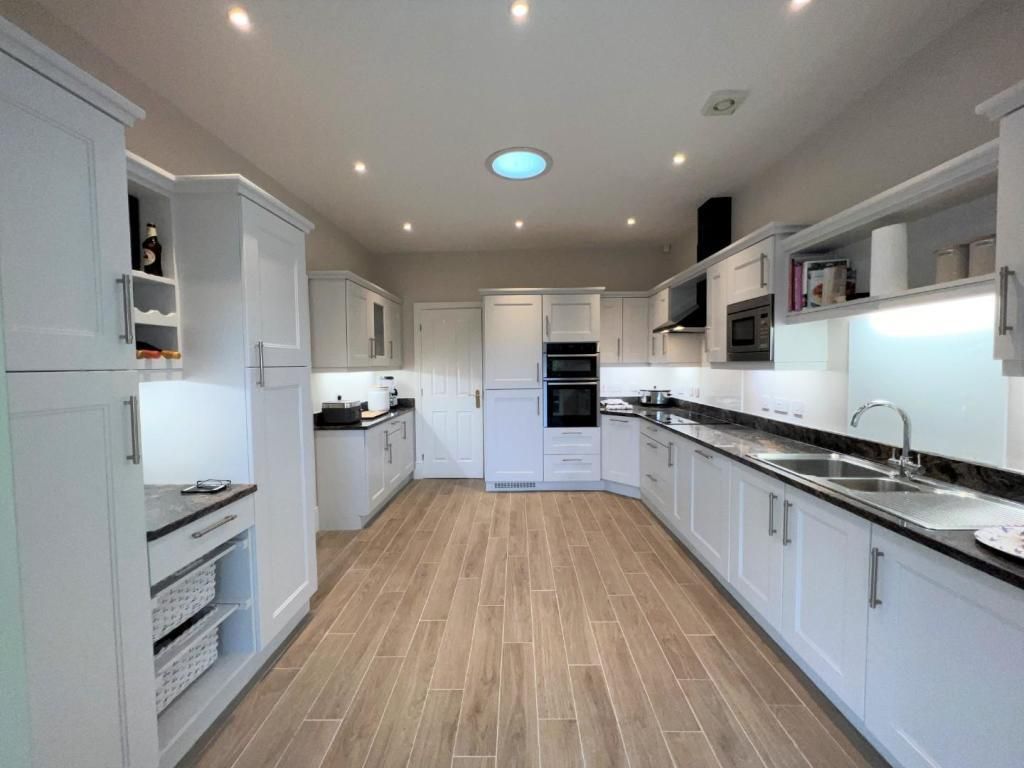 4 bed cottage for sale in East Hedley Hope, Bishop Auckland DL13, £599,950