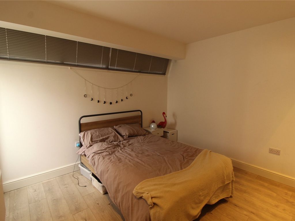 1 bed maisonette to rent in Station Road, Barnet EN5, £1,395 pcm