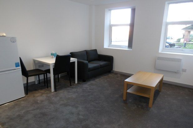 1 bed flat to rent in Customs House, Blackburn BB1, £585 pcm