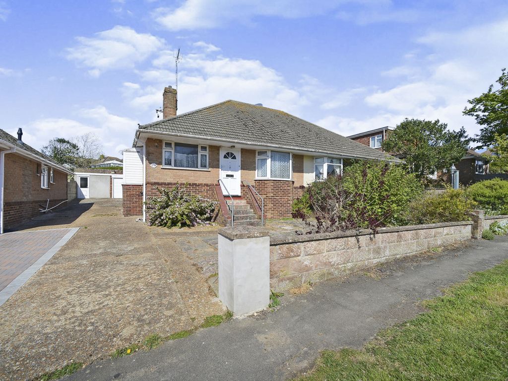 2 bed bungalow for sale in Bannings Vale, Saltdean, Brighton, East Sussex BN2, £349,500