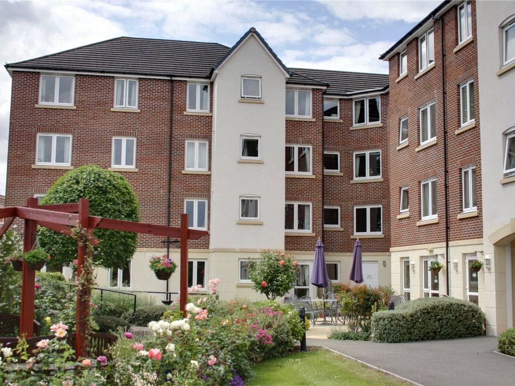1 bed flat to rent in Windsor Way, Aldershot, Hampshire GU11, £950 pcm