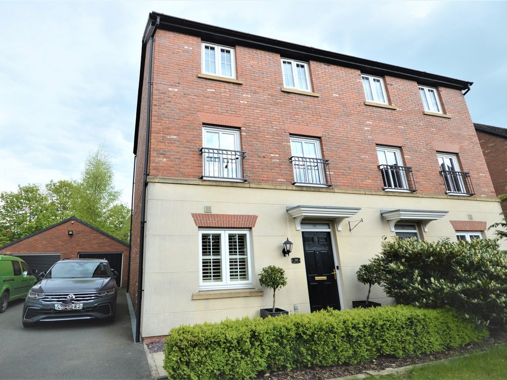 4 bed town house to rent in Regency Walk, Middlewich CW10, £1,350 pcm