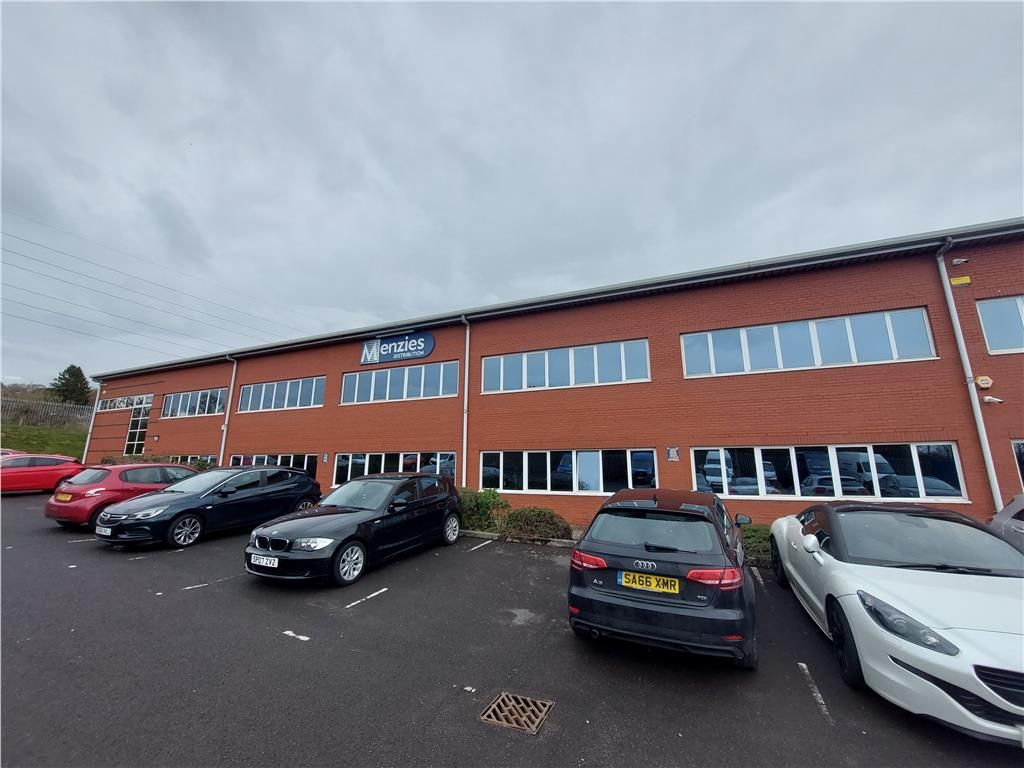 Office to let in Offices Menzies Distribution, Wade Street, West Gourdie Industrial Estate, Dundee DD2, Non quoting