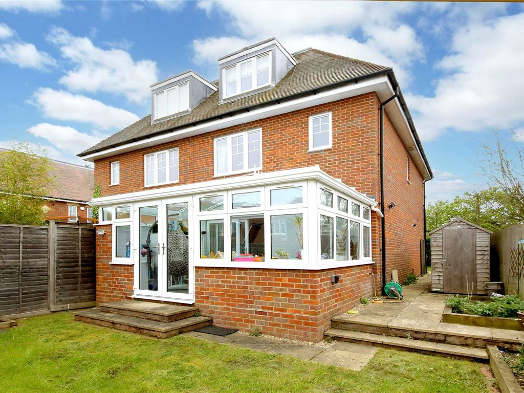 4 bed semi-detached house for sale in Waldenbury Place, Beaconsfield, Bucks HP9, £649,950