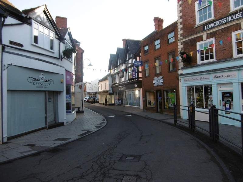 Retail premises to let in Green End, Whitchurch SY13, £18,000 pa
