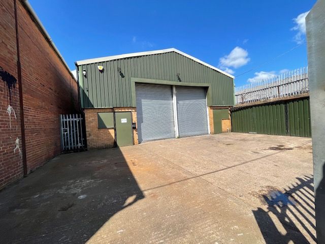 Light industrial to let in The Wallows Industrial Estate, Brierley Hill DY5, £24,000 pa