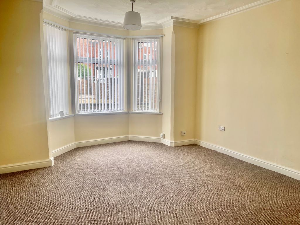 1 bed flat to rent in Wainfleet Road, Skegness PE25, £500 pcm