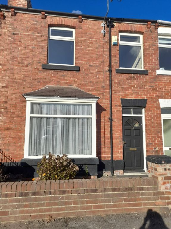 3 bed terraced house to rent in Edward Street, Gilesgate, Durham DH1, £795 pcm