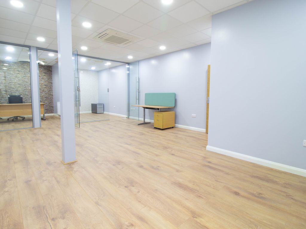 Office to let in Water Road, Wembley HA0, £12,000 pa