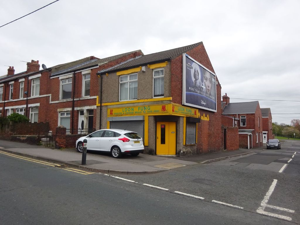Restaurant/cafe to let in Park Road, South Moor, Stanley DH9, £12,000 pa