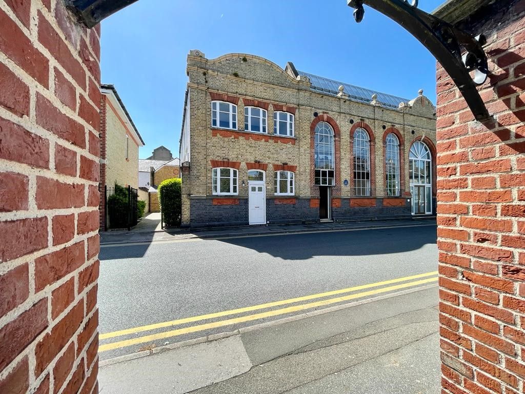 1 bed flat to rent in Anchor Street, Chelmsford CM2, £1,200 pcm