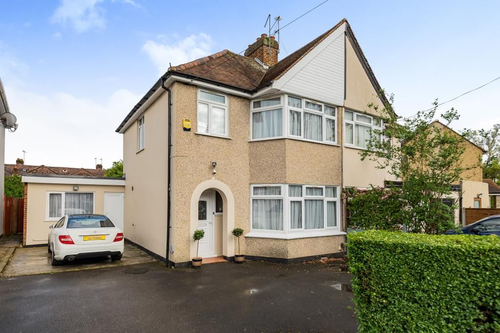 3 bed semi-detached house for sale in Slough, Berkshire SL1, £525,000