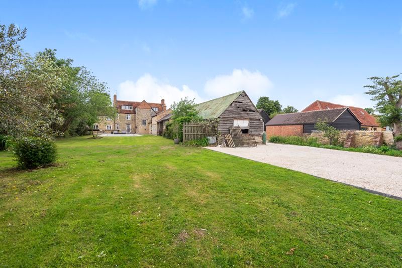 6 bed property for sale in Castle Street, Marsh Gibbon, Bicester OX27, £1,600,000