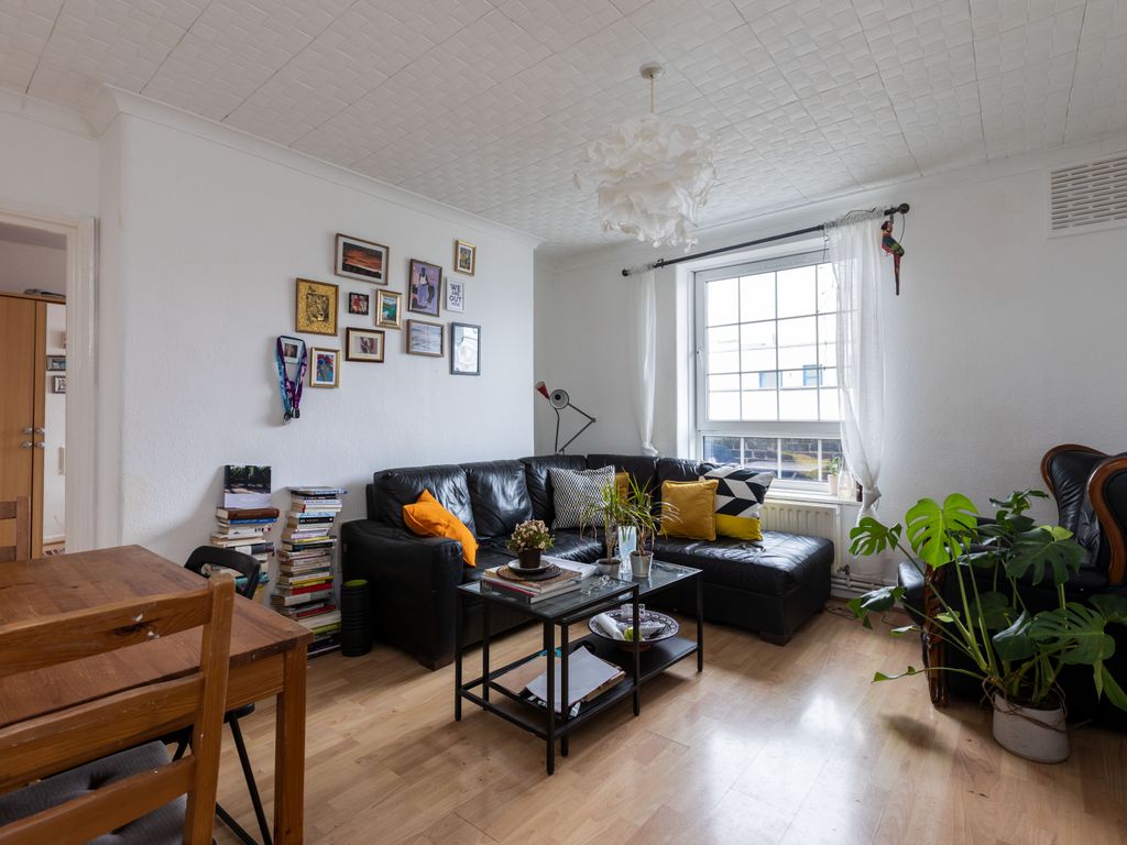 6 bed flat for sale in Ada House, Ada Place, Bethnal Green, London E2, £650,000