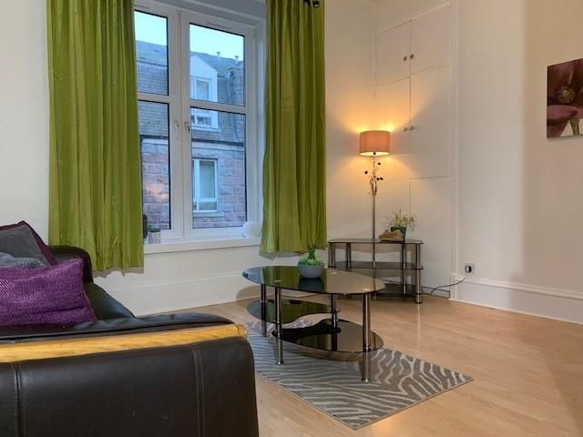1 bed flat to rent in Raeburn Place, Aberdeen AB25, £500 pcm