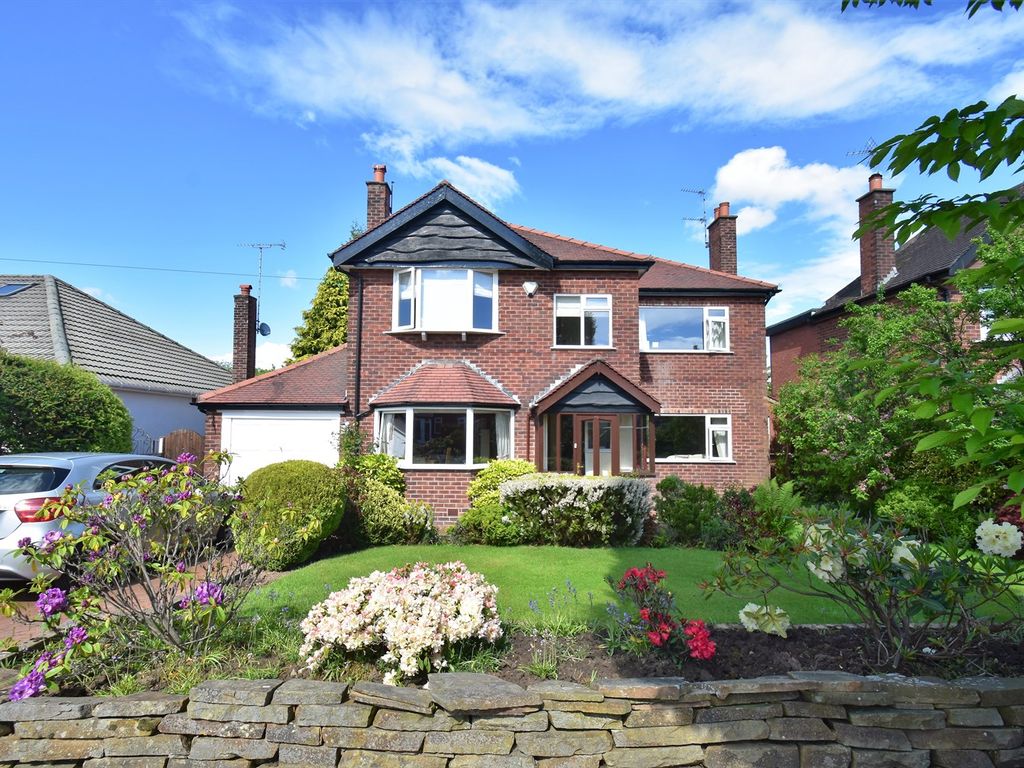 3 bed detached house for sale in Thornway, Bramhall, Stockport SK7, £569,950