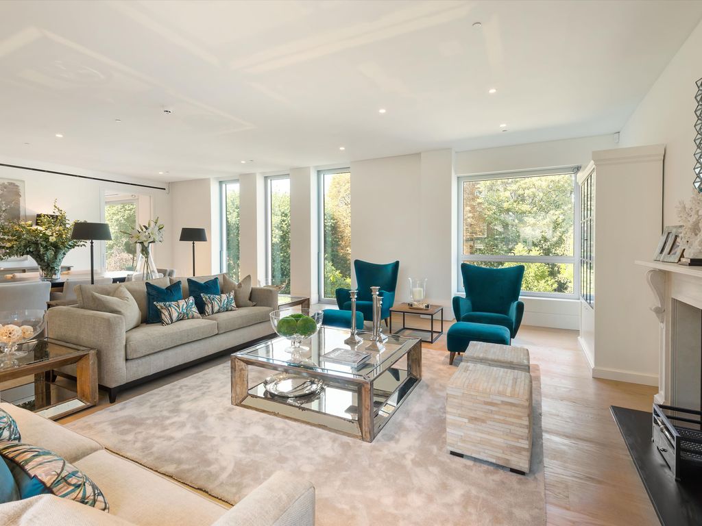 New home, 3 bed property for sale in Hollandgreen Place, Kensington, London W8, £6,250,000