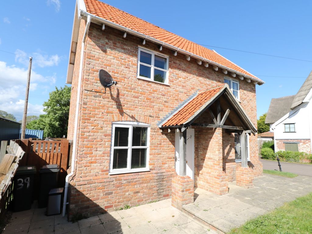 2 bed semi-detached house to rent in Low Street, Oakley, Diss IP21, £650 pcm