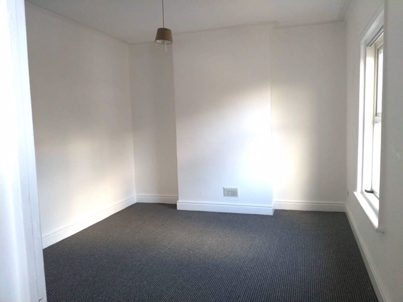 1 bed flat to rent in Froghall Lane, Warrington WA2, £595 pcm