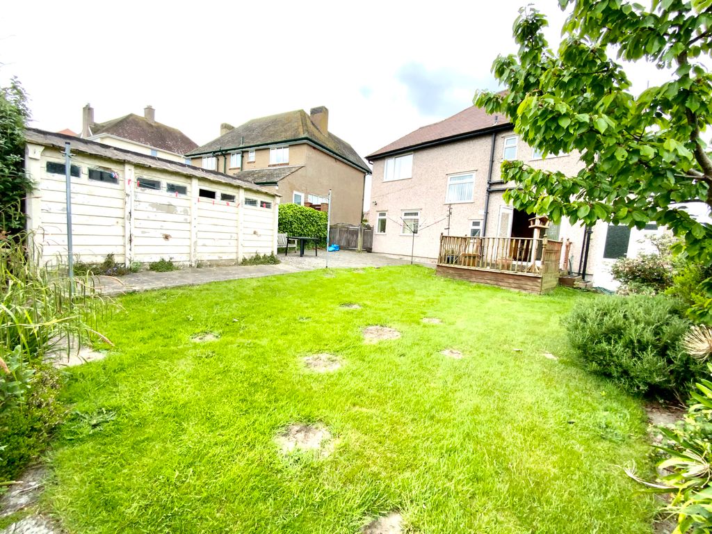 3 bed detached house for sale in Conway Crescent, Llandudno LL30, £375,000