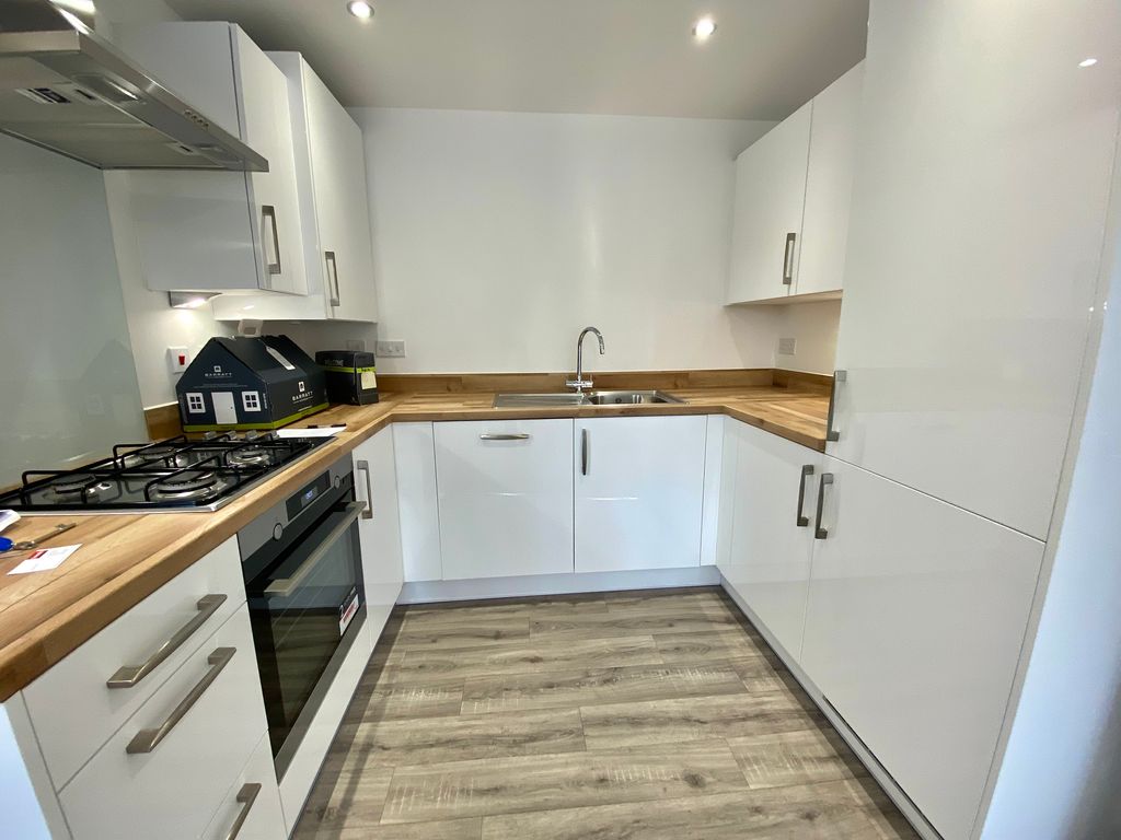 1 bed flat to rent in Belgrave Middleway, Birmingham B5, £1,050 pcm