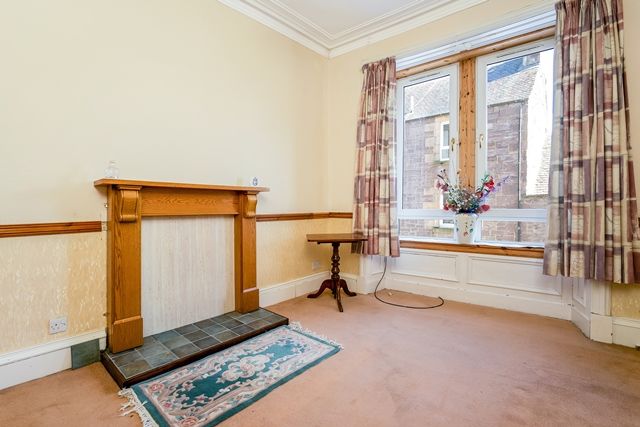 1 bed flat for sale in King Street, Crieff PH7, £55,000