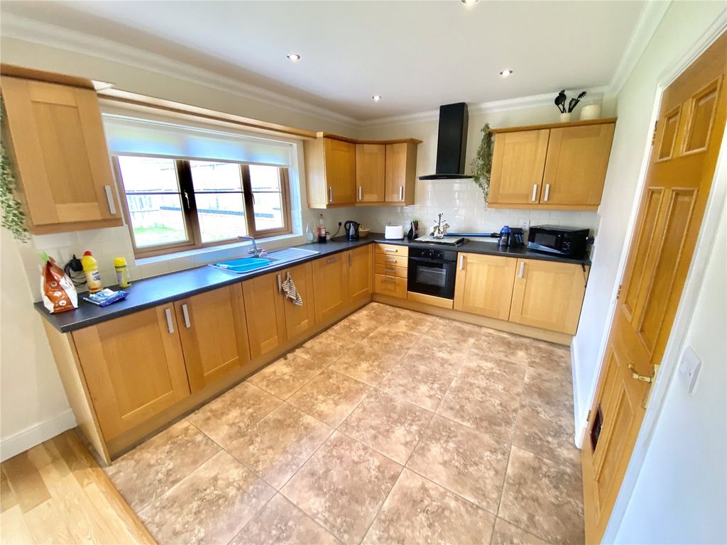 3 bed bungalow for sale in Maesydderwen, Cardigan, Ceredigion SA43, £399,950