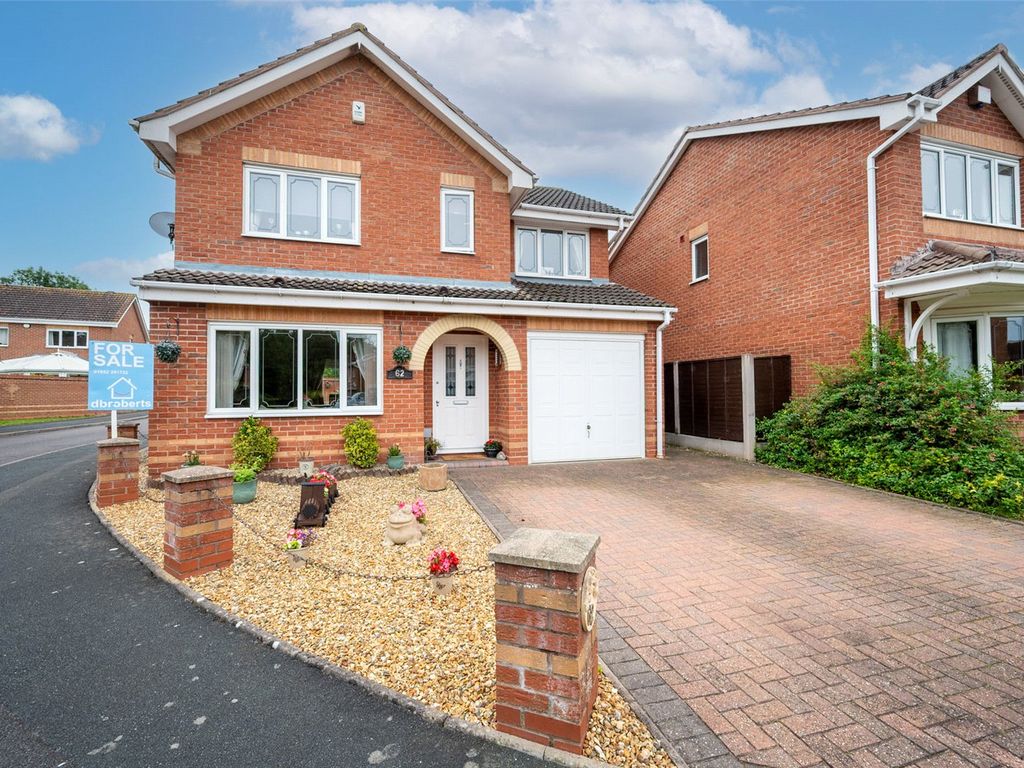 4 bed detached house for sale in Hedingham Road, Leegomery, Telford, Shropshire TF1, £350,000