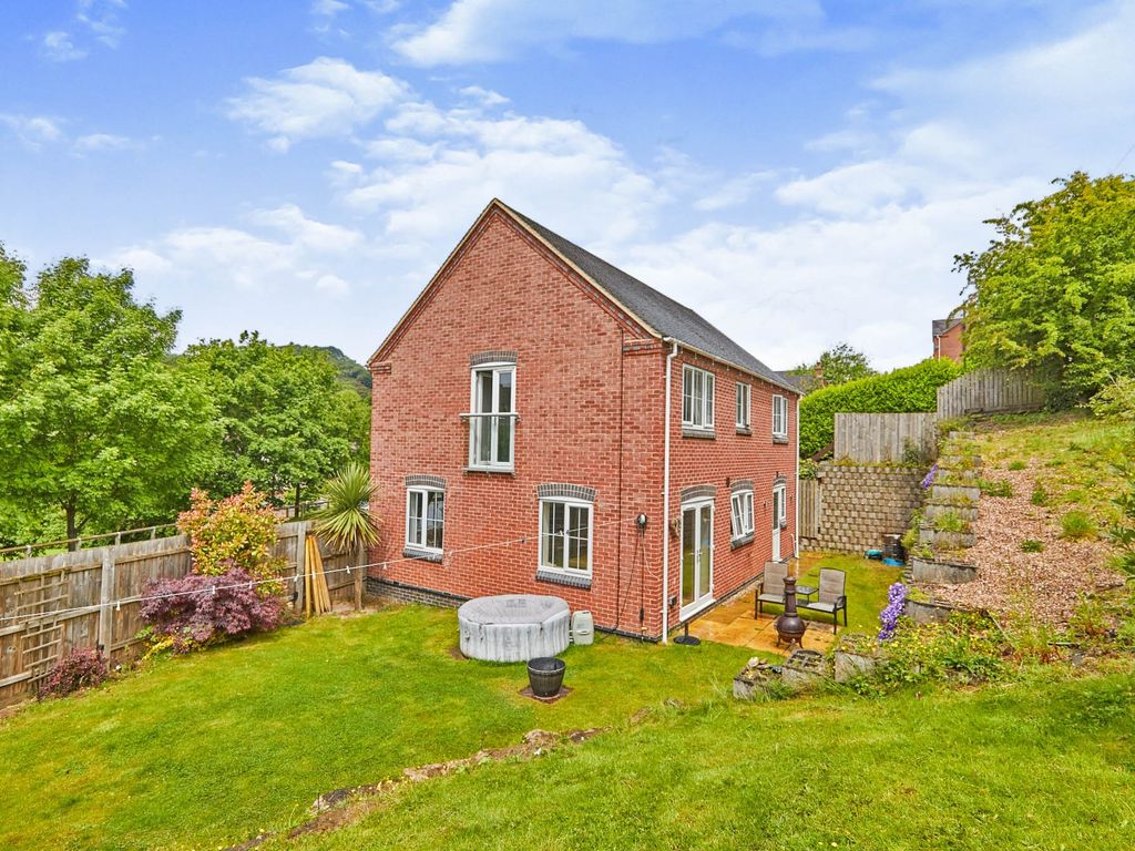 4 bed detached house for sale in Moorlands Road, Ambergate, Belper DE56, £370,000