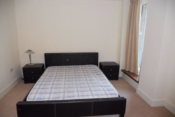 1 bed flat to rent in Ferry Court, Cardiff CF11, £695 pcm