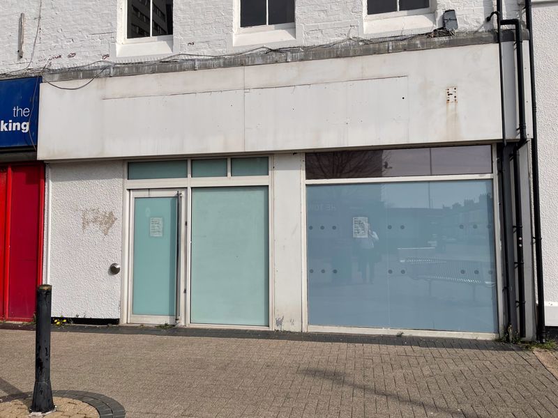 Commercial property to let in Liscard Way, Wallasey CH44, £16,500 pa