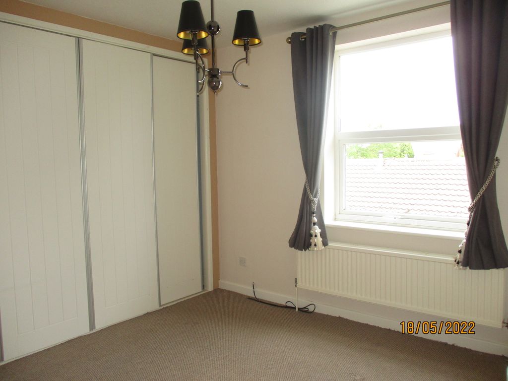 3 bed flat to rent in Glen Drive, Oakham LE15, £825 pcm