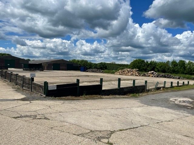 Industrial to let in Shalbourne, Nr Marlborough SN8, £30,500 pa