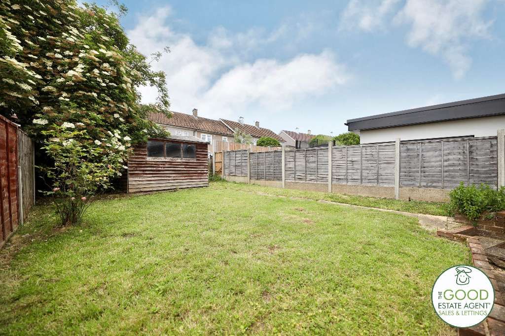 3 bed terraced house for sale in Chandler Road, Loughton IG10, £450,000