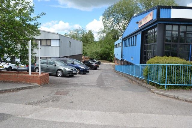 Office to let in Mill Lane, Alton GU34, Non quoting