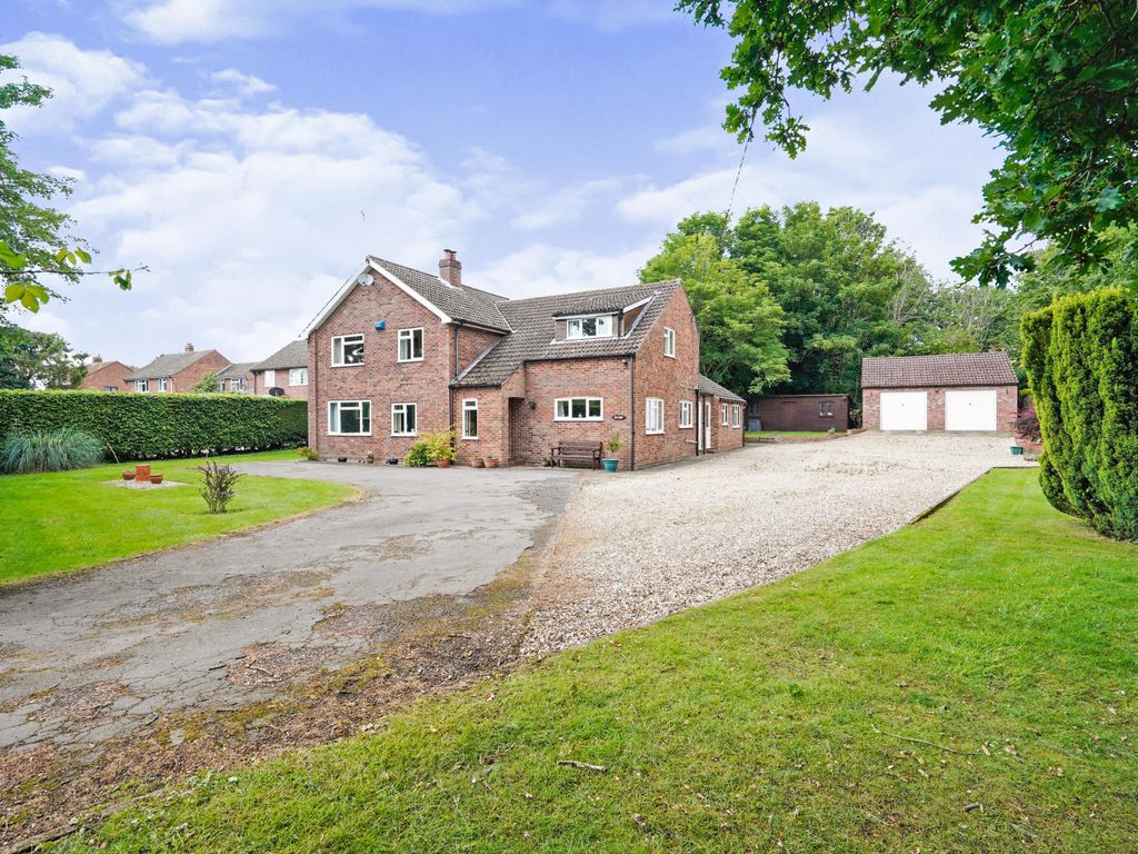 5 bed detached house for sale in The Street, Sculthorpe, Fakenham NR21, £575,000