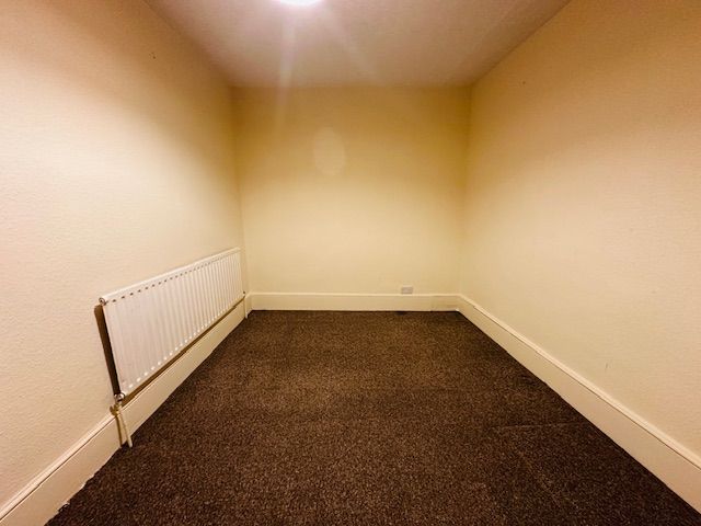 1 bed maisonette to rent in Harcourt Street, Luton LU1, £775 pcm