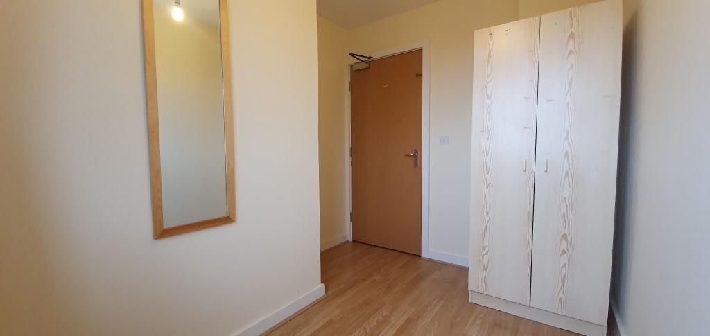 2 bed flat to rent in Old Birley St, Hulme, Manchester. M15, £1,175 pcm