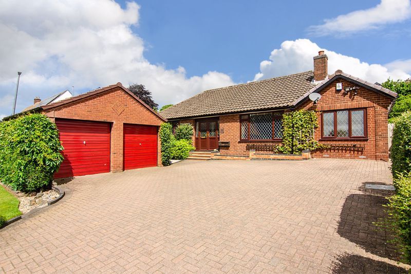 3 bed detached house for sale in Tamworth Road, Lichfield WS14, £680,000