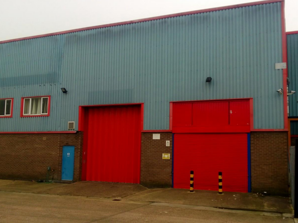 Industrial to let in Unit 2, Scorpion Centre, Northampton NN3, £65,000 pa